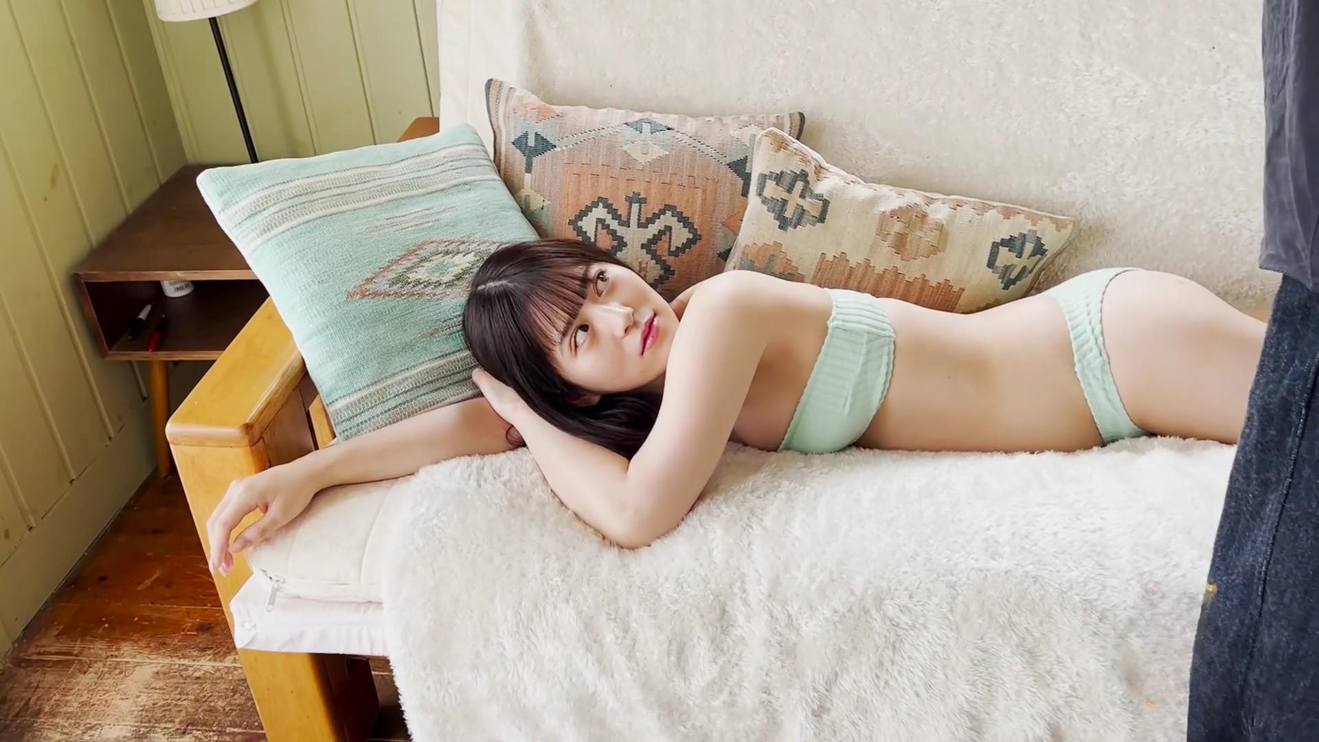 月足天音 水着画像 18枚目