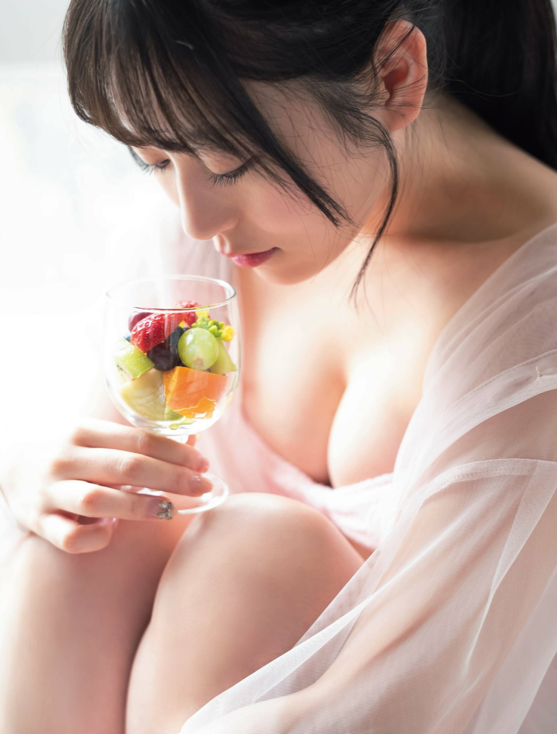 月足天音 水着グラビア画像『FRUITS ZIPPER』のメンバー 5枚目