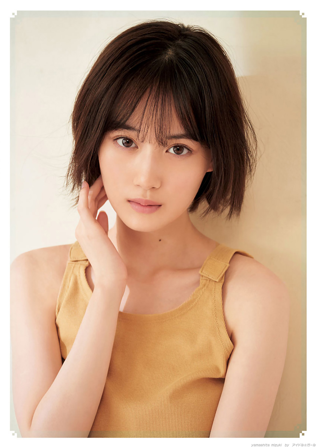 G 山下美月 031-039e グラビア・水着画像 2枚目