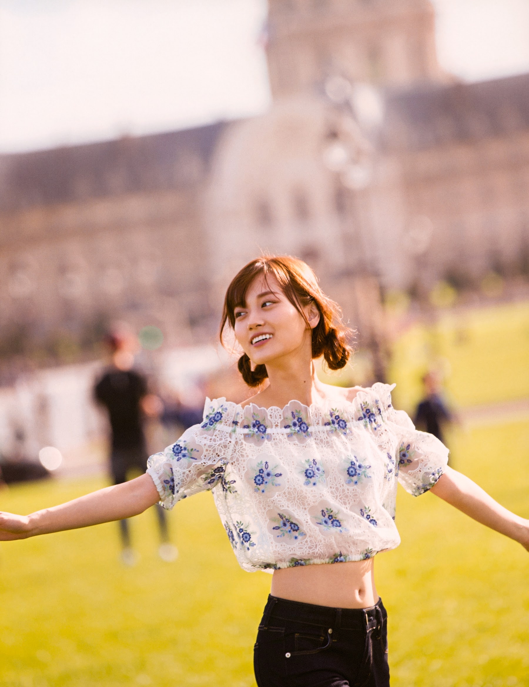 乃木坂46 山下美月1st写真集「忘れられない人」 3枚目