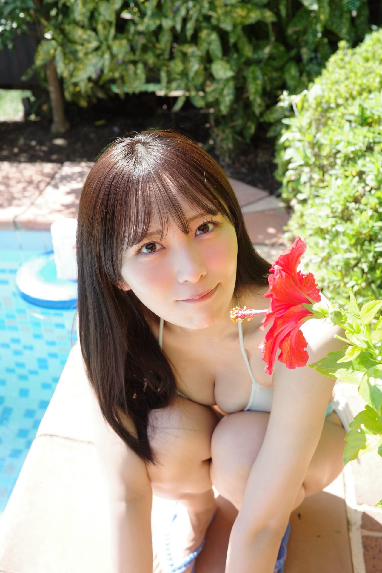 逢田珠里依 最新グラビア水着画像 16枚目