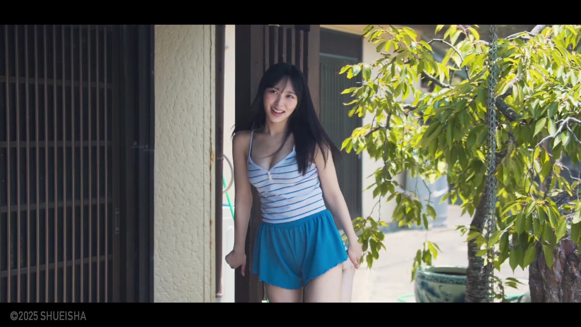 逢田珠里依 最新グラビア水着画像 22枚目