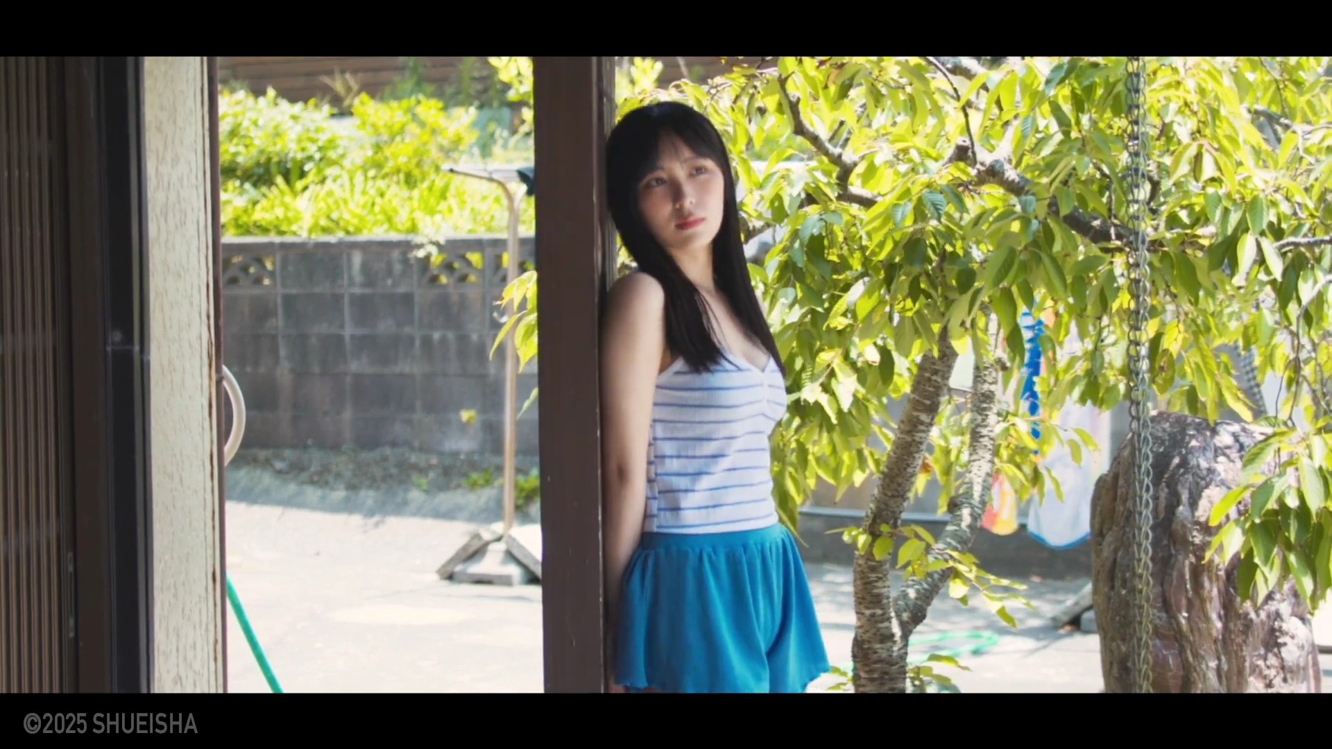 逢田珠里依 最新グラビア水着画像 24枚目
