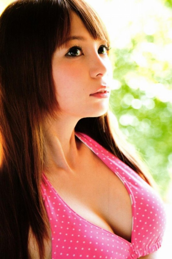 中川翔子 ビキニ画像!若い頃のかわいさと美スタイルがたまらない! 20枚目