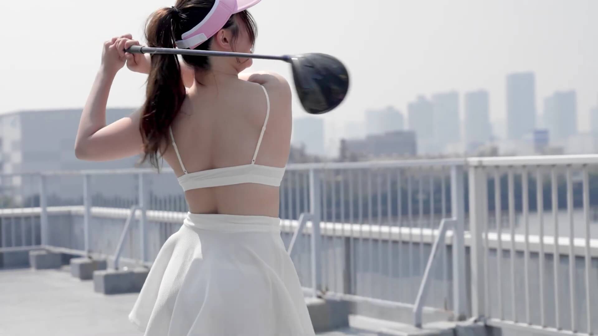元NMB48石田優美の水着グラビア!抜群のプロポーションを徹底解剖 23枚目