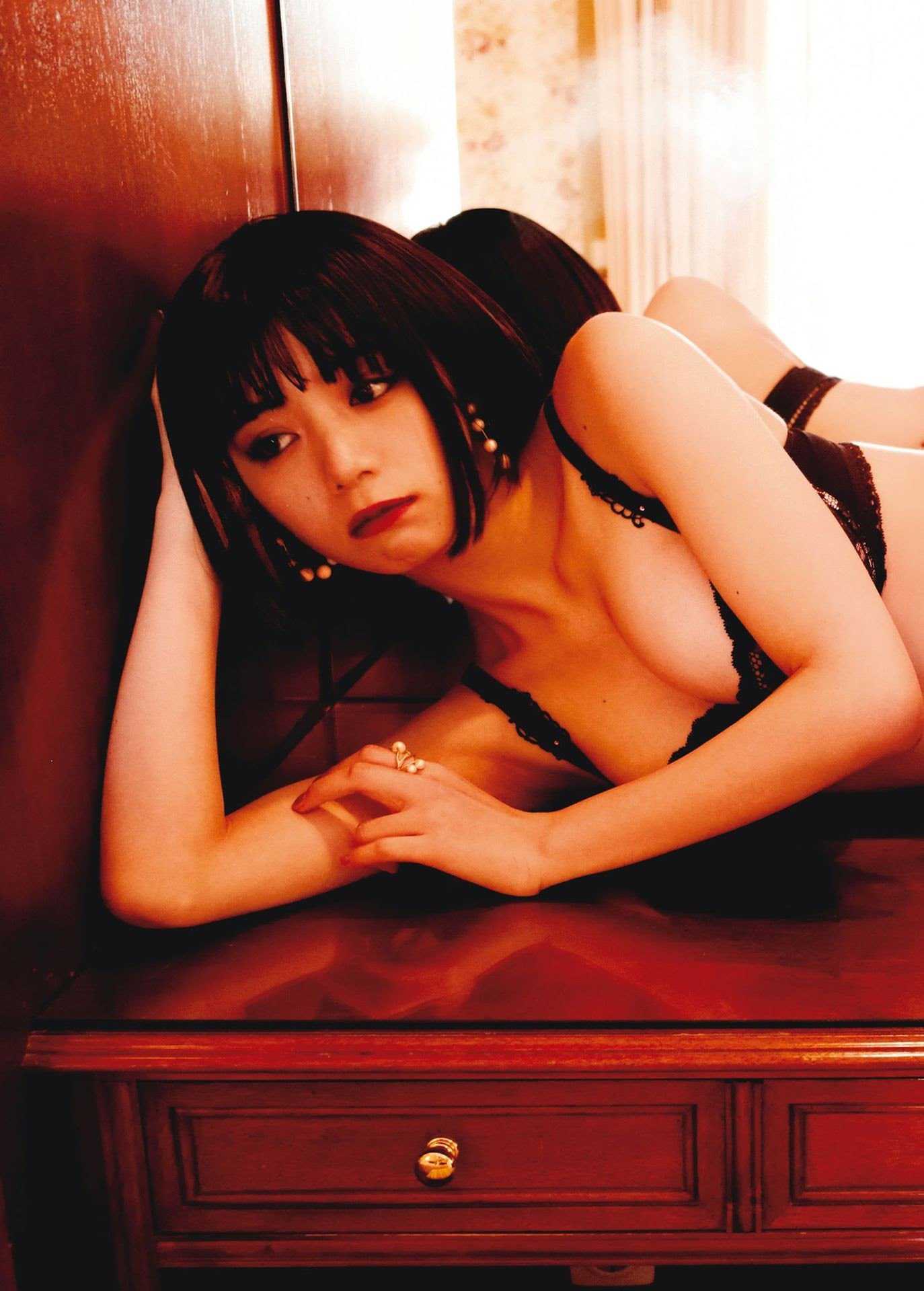 池田エライザ グラビア水着下着画像 29枚目