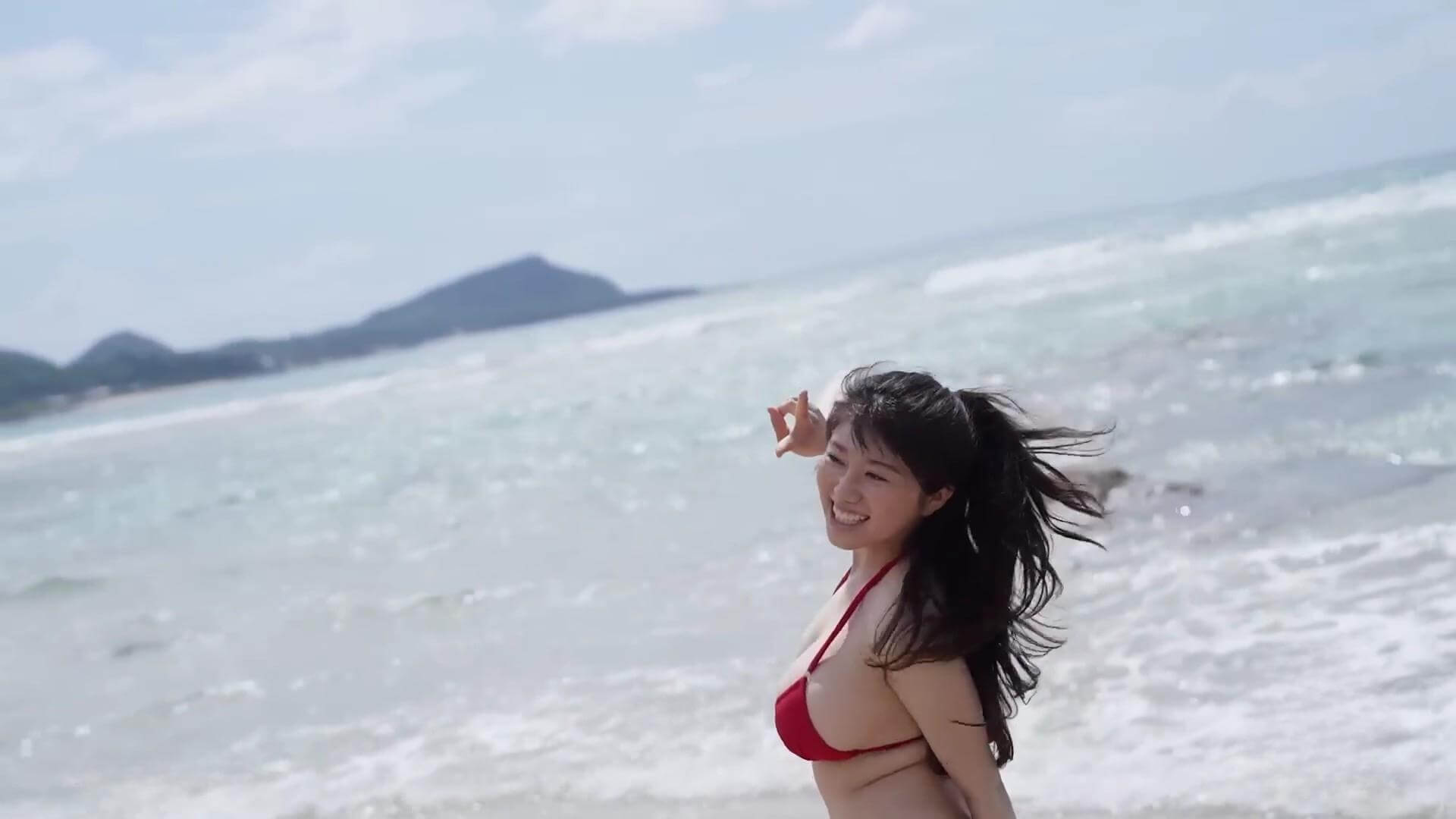 加藤玲菜の極上水着グラビア!ハタチの圧倒的美ボディを凝縮 2枚目