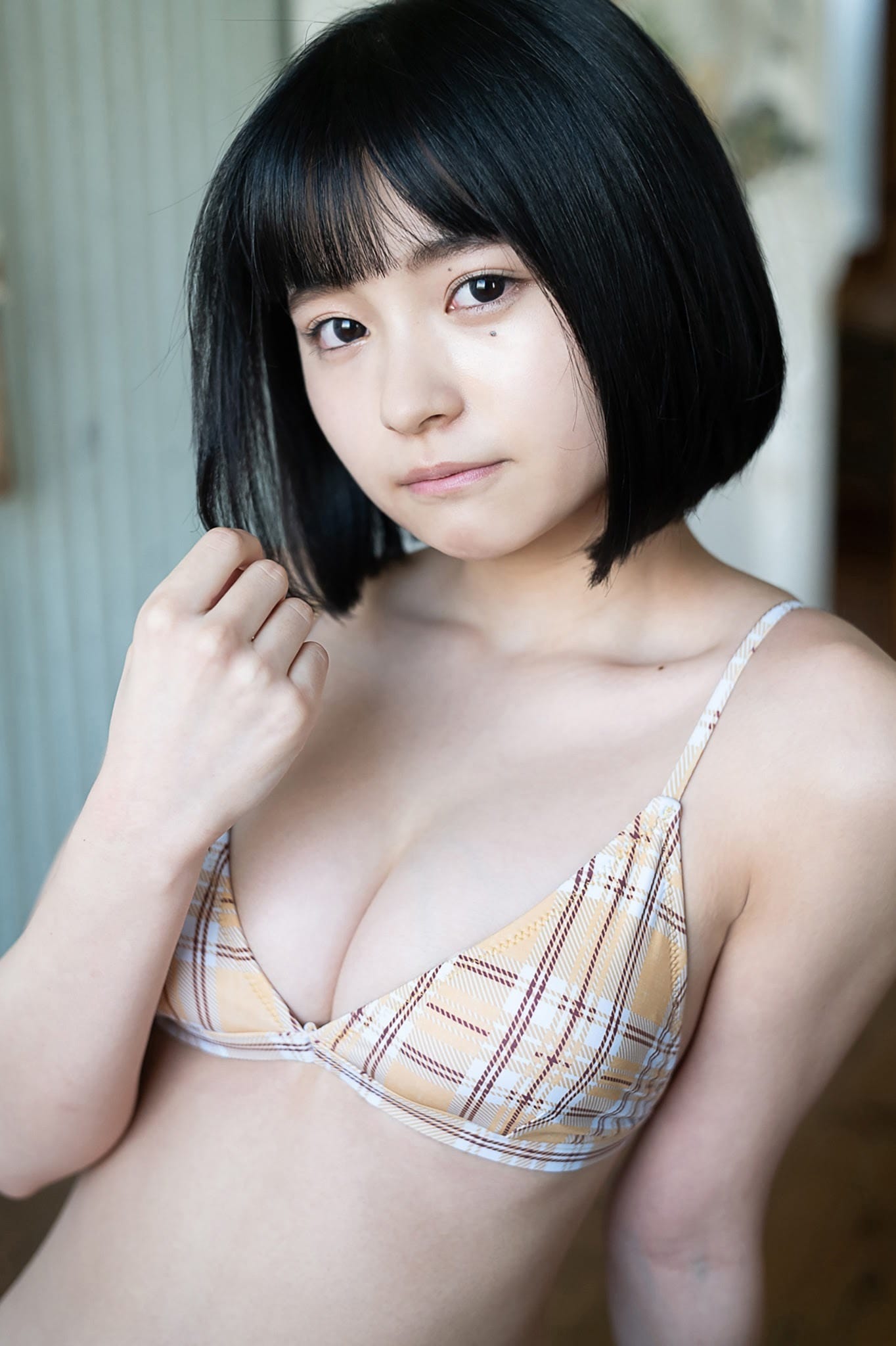 桐原美月 グラビア水着エロ画像 ビキニ 16枚目