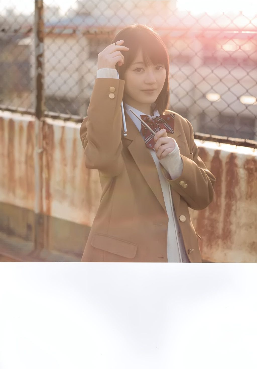 生田絵梨花、兒玉遥 《Graduation 高校卒業》[PB写真集] 2枚目