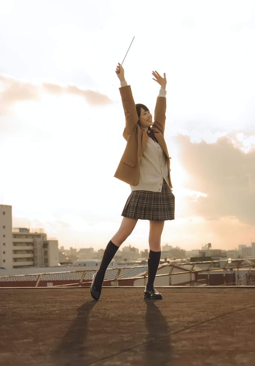 生田絵梨花、兒玉遥 《Graduation 高校卒業》[PB写真集] 6枚目