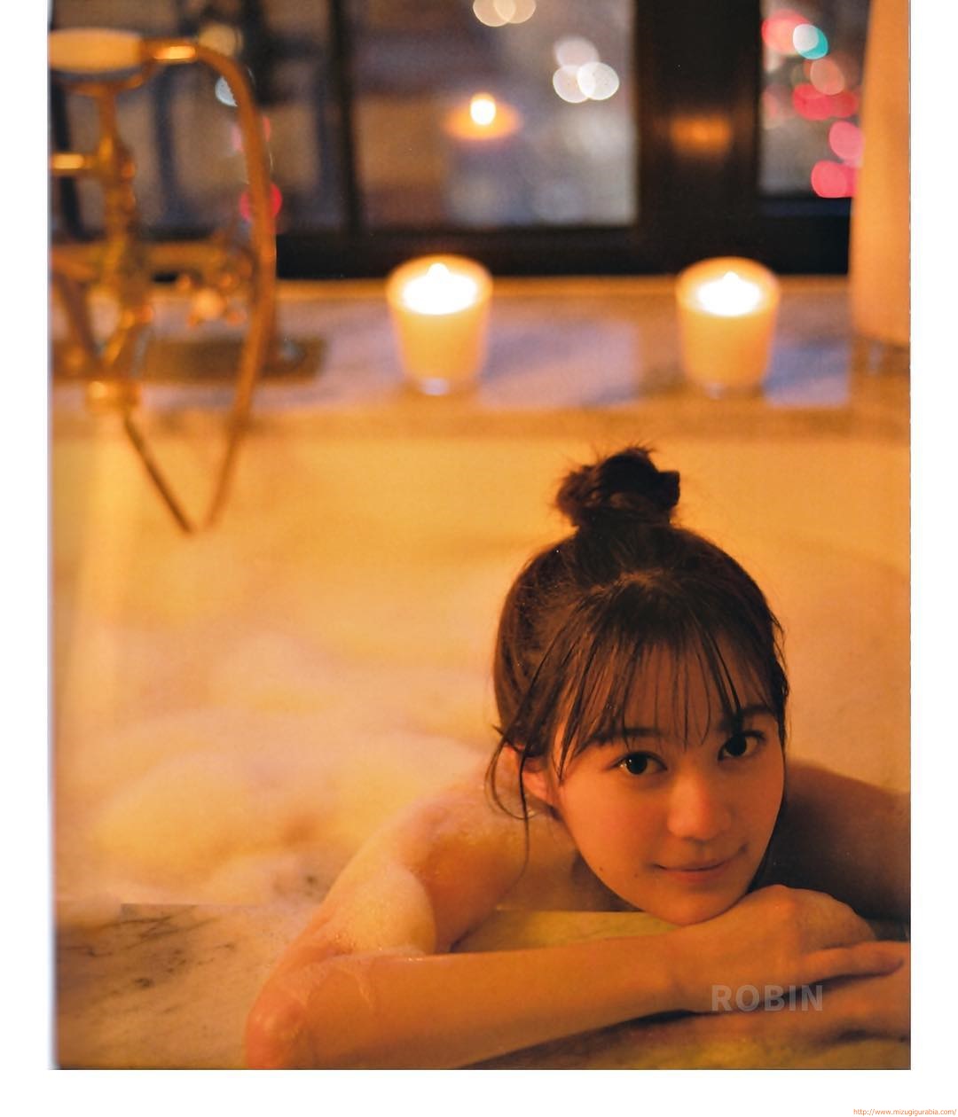 生田絵梨花、乃木坂46の才色兼備なピアニストが水着姿で魅了 23枚目