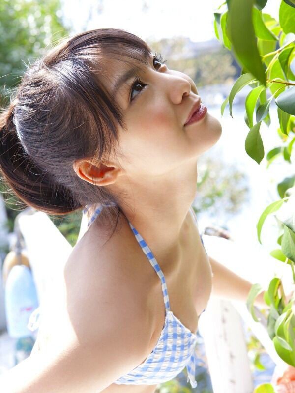 小池唯 ビキニ画像!若い頃のかわいさと抜群スタイルがたまらない! 24枚目