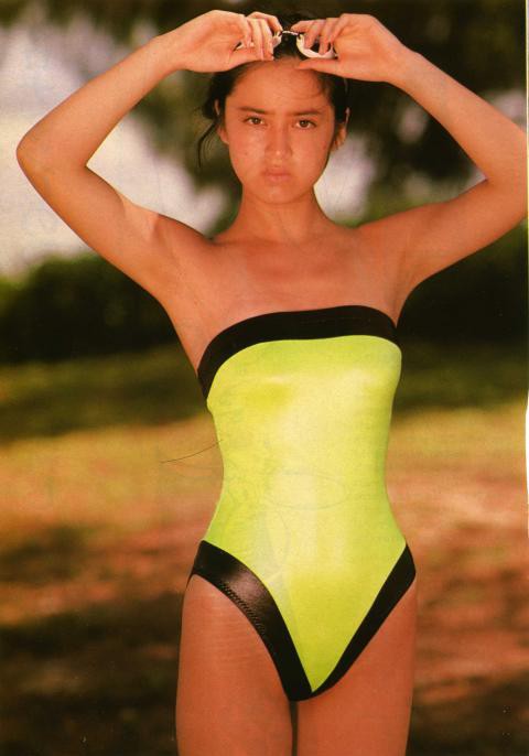 安原麗子 水着グラビア画像!若い頃のかわいさがたまらない! 26枚目