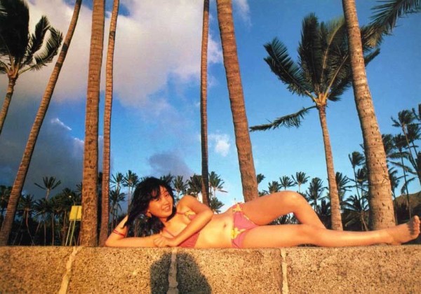 岩井由紀子 水着画像!若い頃のかわいさがたまらない! 25枚目