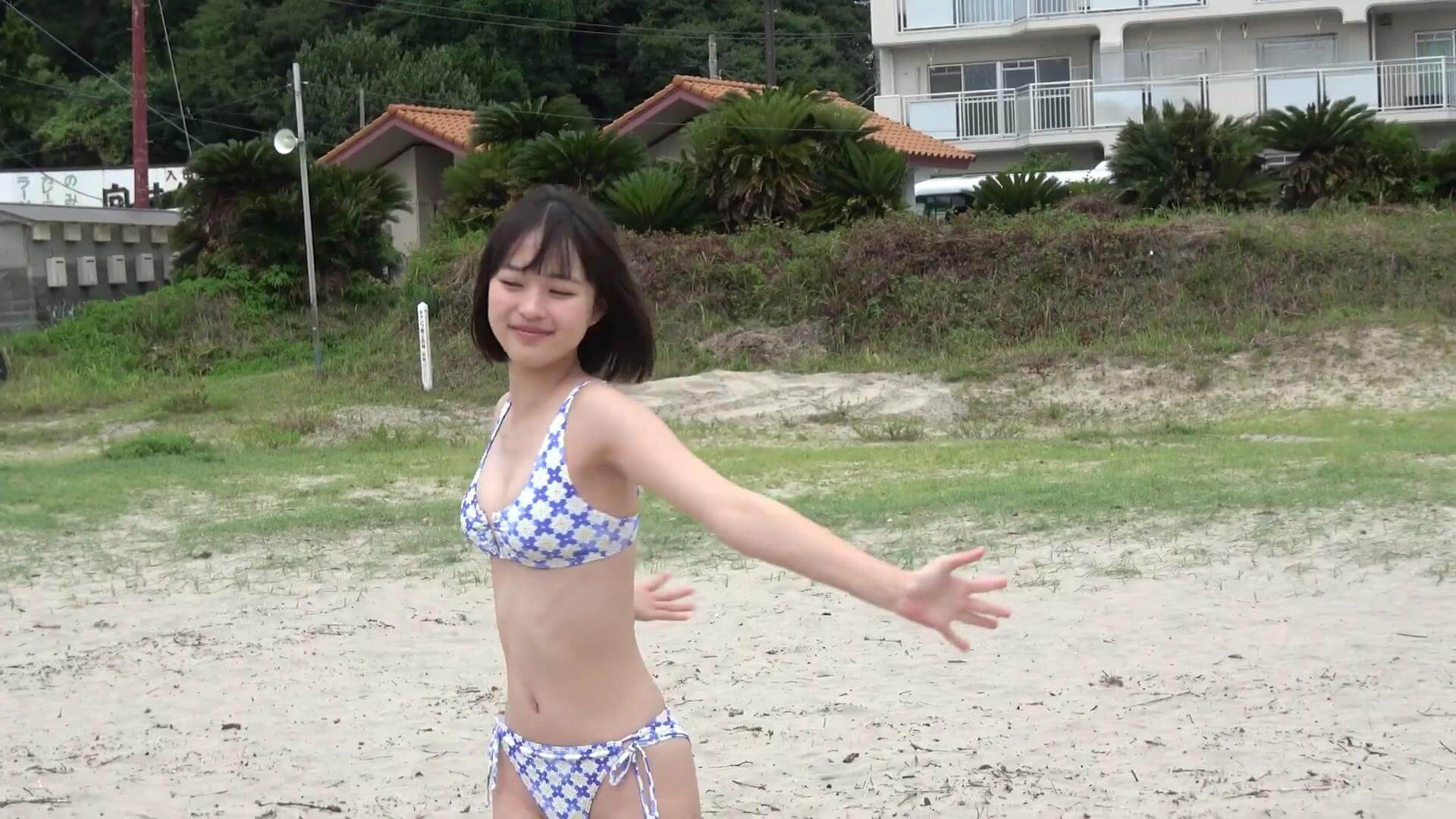 「世界が恋する美少女」上田心暖の圧倒的透明感グラビアが話題! 20枚目
