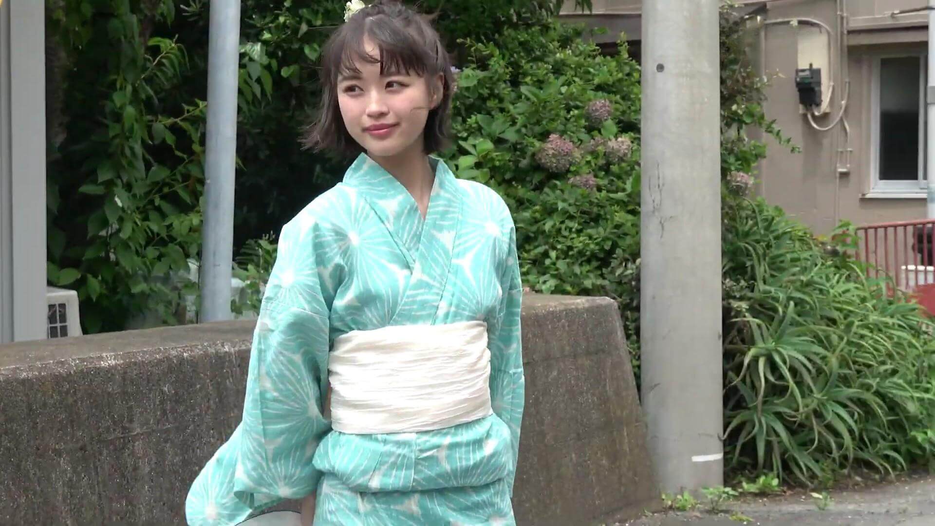 「世界が恋する美少女」上田心暖の圧倒的透明感グラビアが話題! 23枚目