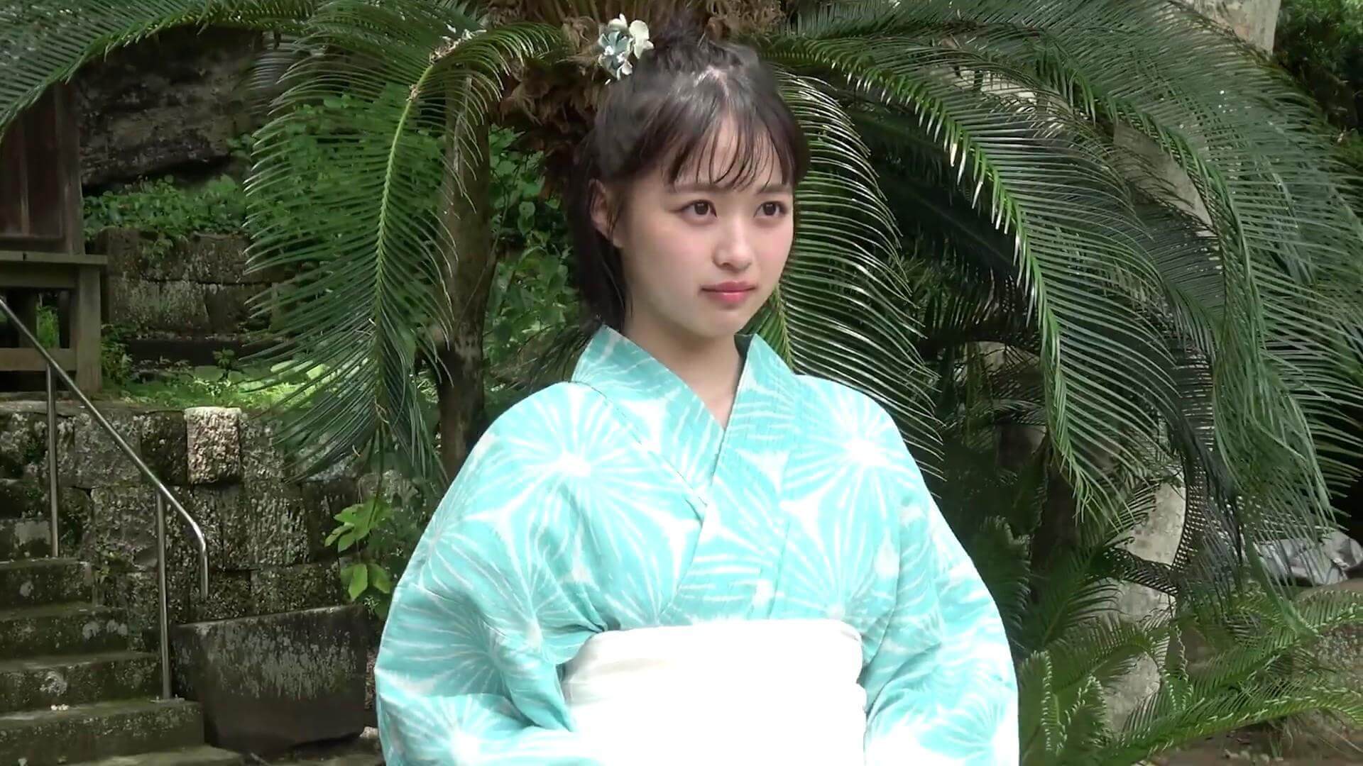 「世界が恋する美少女」上田心暖の圧倒的透明感グラビアが話題! 29枚目