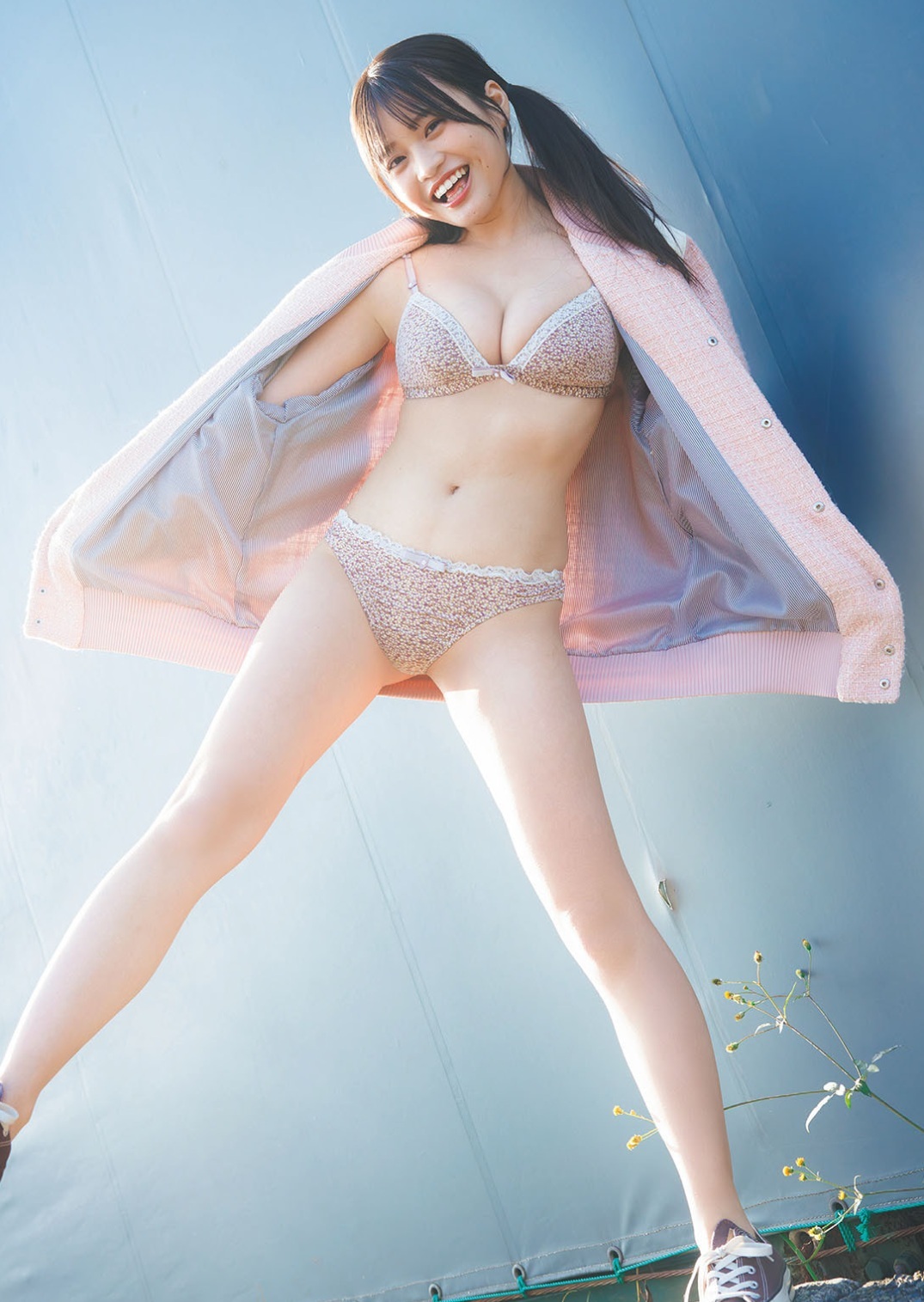 Weekly Playboy. 杉井みぃ「勝利に向かってPLAYBALL」 2枚目