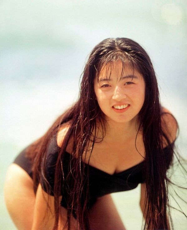 高岡早紀 水着画像!若い頃の美しさがたまらない! 26枚目