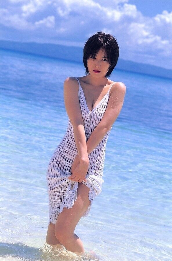 高樹澪 水着グラビア画像!若い頃のかわいさがたまらない! 1枚目