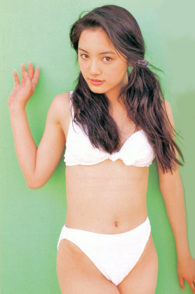 仲間由紀恵 ビキニ画像!若い頃のかわいさがたまらない! 6枚目