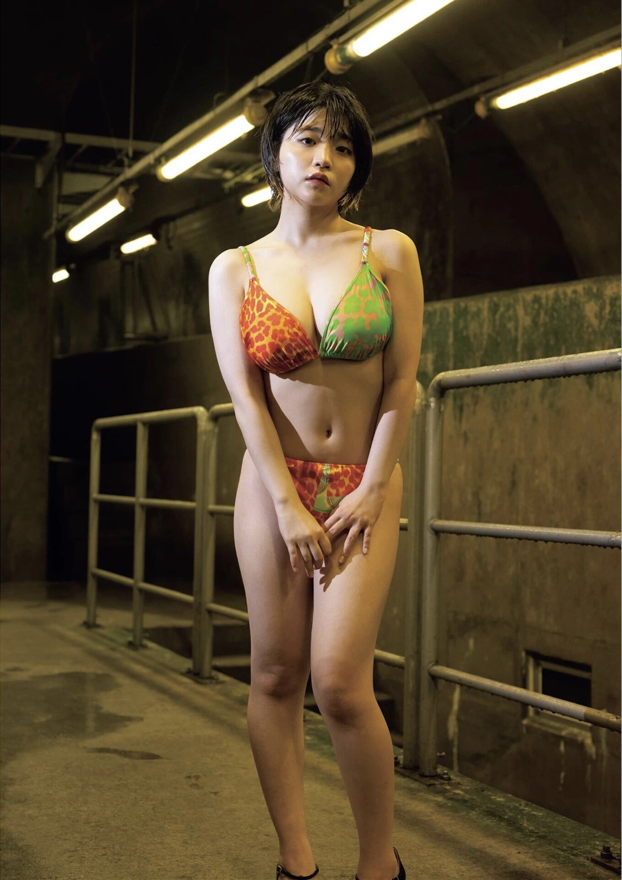 根本凪, B.L.T. 写真集 Monster Round 3 5枚目