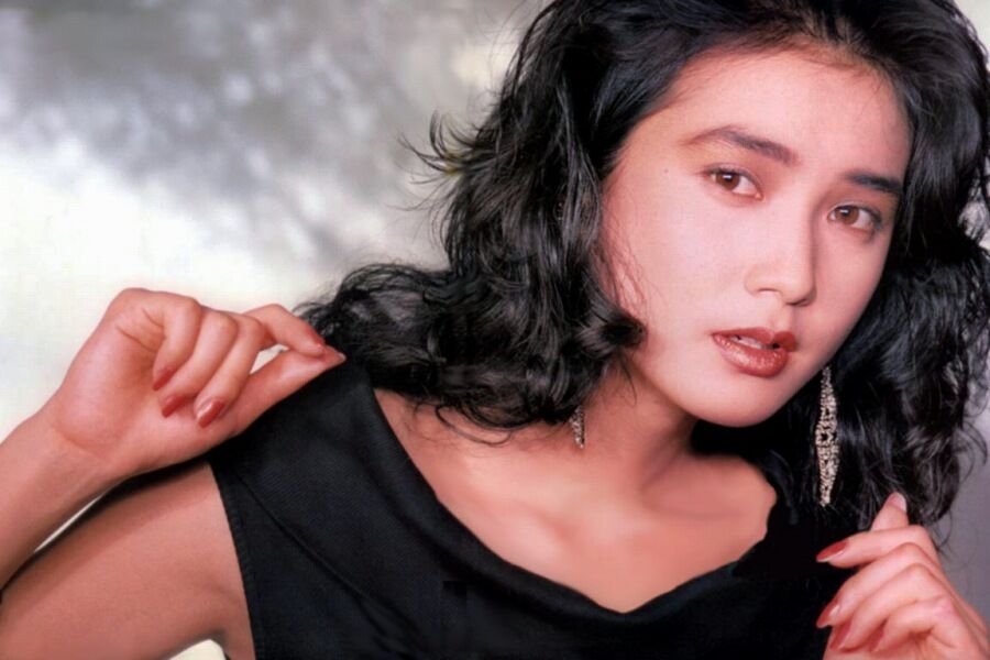 安田成美 水着画像!若い頃のかわいさがたまらない! 11枚目