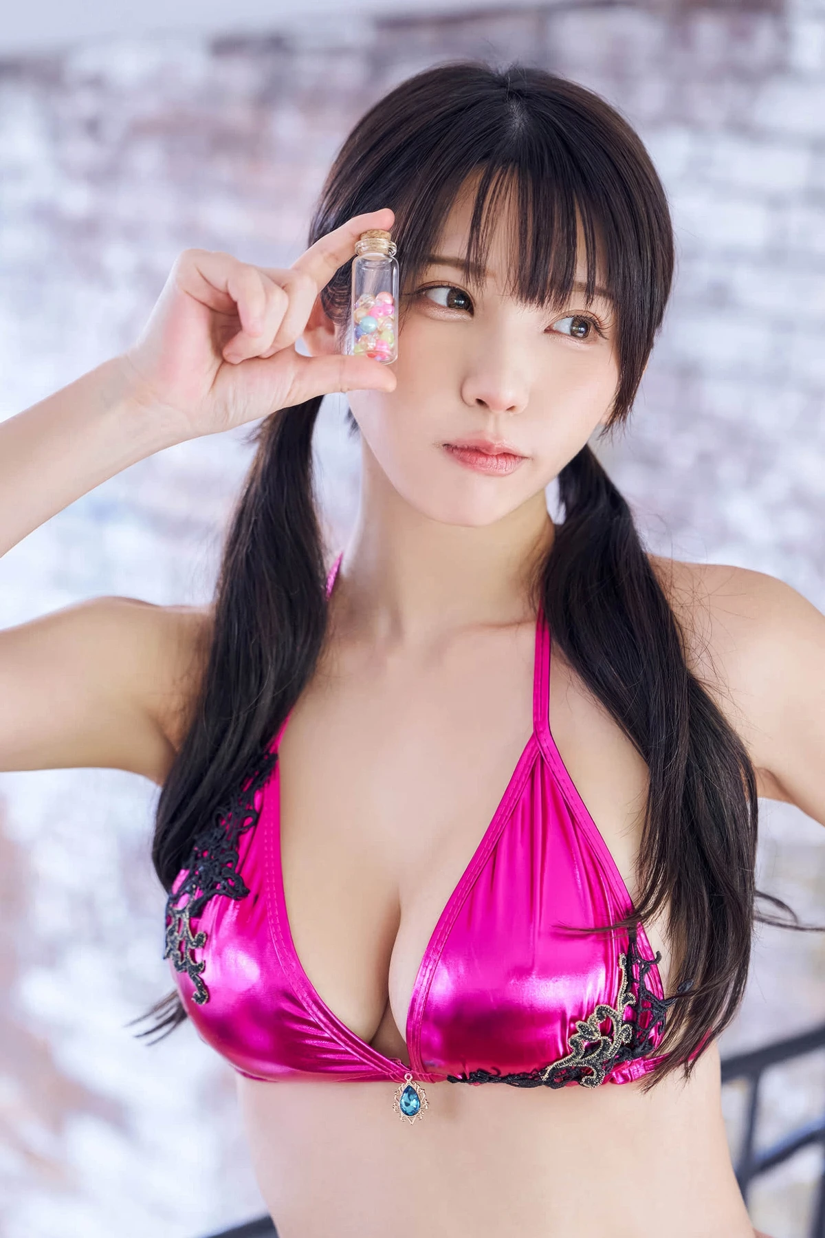 Enako えなこ – 漫画アクション「姫様の秘め事」グラビア水着画像 9枚目