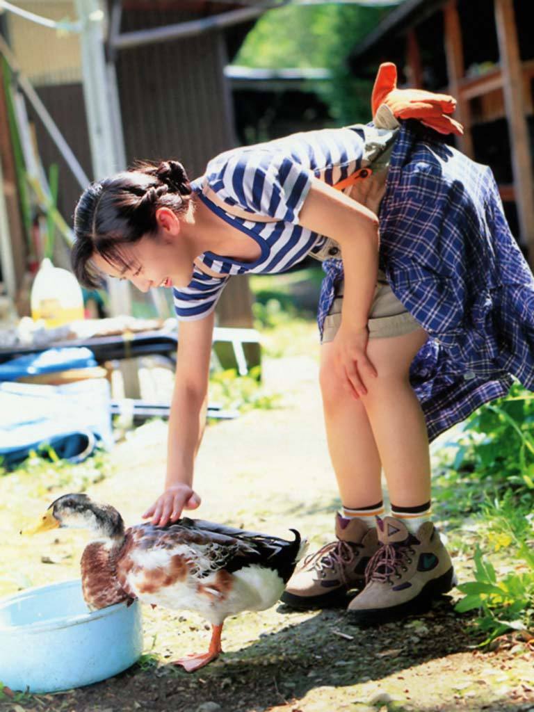 酒井美紀 水着グラビア画像!若い頃のかわいさがたまらない! 23枚目