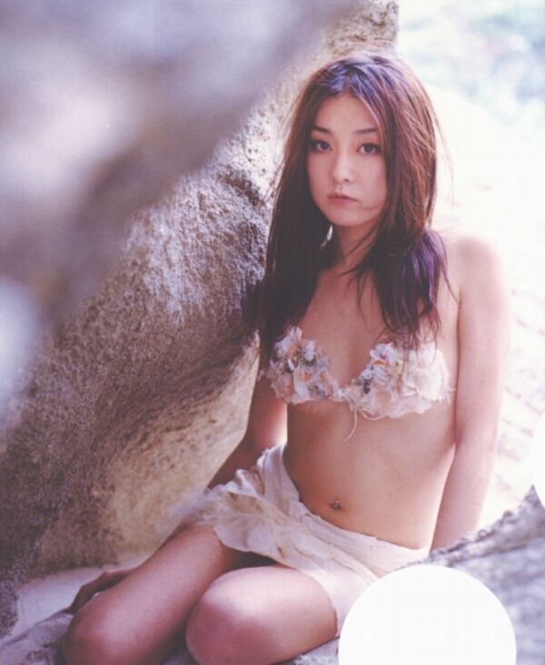 伊藤歩 ビキニ画像!抜群のスタイルが美しすぎる! 2枚目