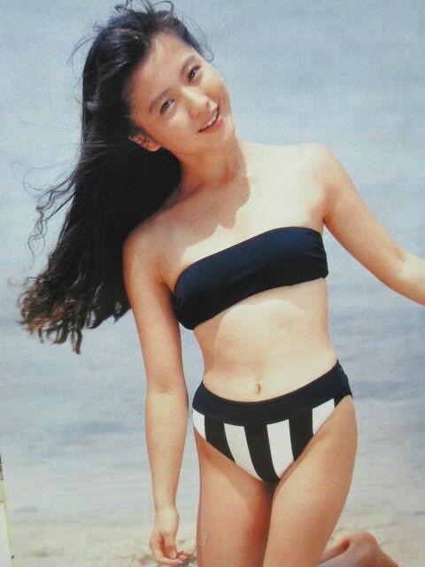 三浦理恵子 ビキニ画像!若い頃の抜群のスタイルがたまらない! 3枚目