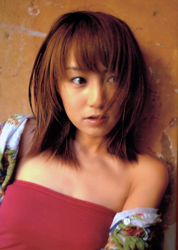 矢田亜希子 グラビア画像!若い頃のかわいさと美スタイルがたまらない! 8枚目