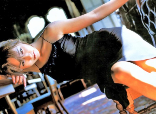 矢田亜希子 グラビア画像!若い頃のかわいさと美スタイルがたまらない! 11枚目