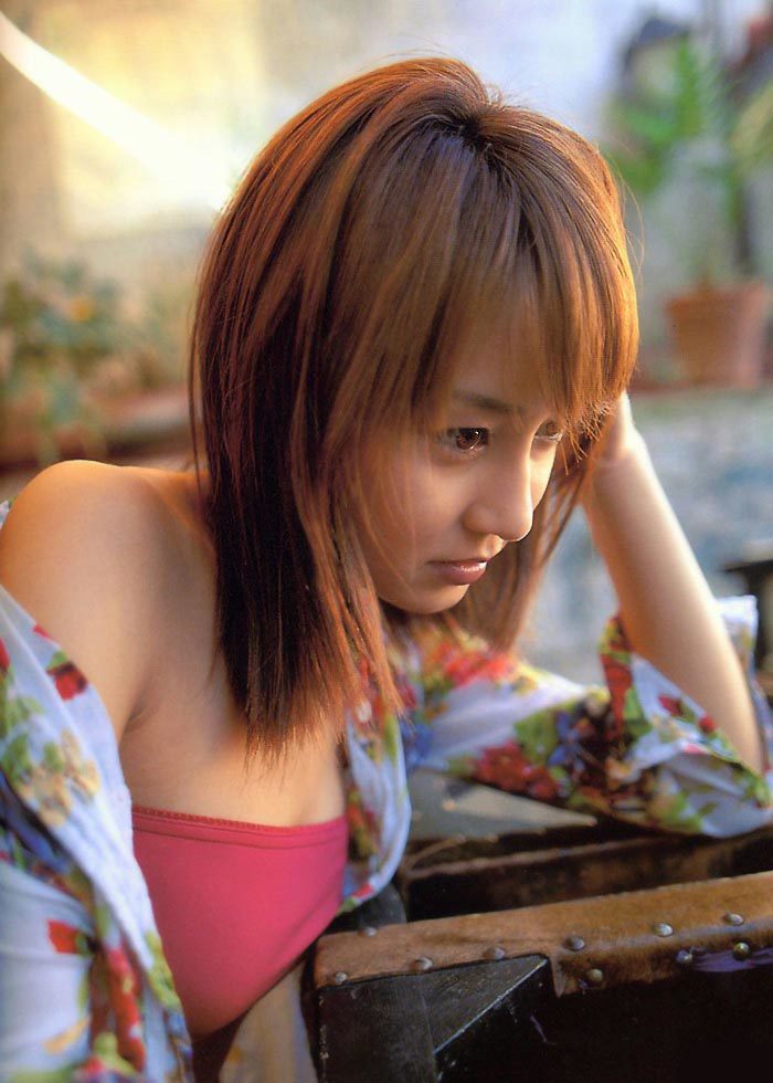 矢田亜希子 グラビア画像!若い頃のかわいさと美スタイルがたまらない! 18枚目