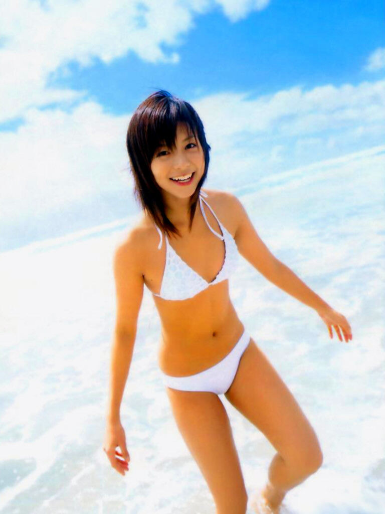 相武紗季 ビキニ画像!若い頃のかわいさと美スタイルがたまらない! 2枚目