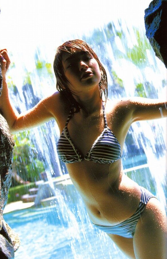 石井あみ ビキニ画像!若い頃のかわいさがたまらない! 30枚目