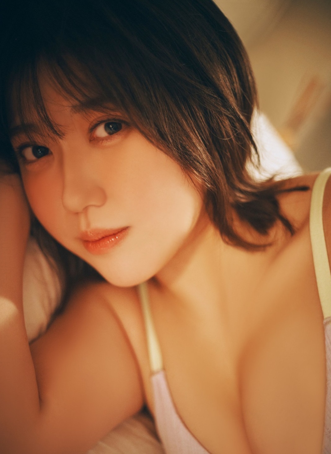 和泉芳怜(いずみかれん)グラビア水着画像 15枚目