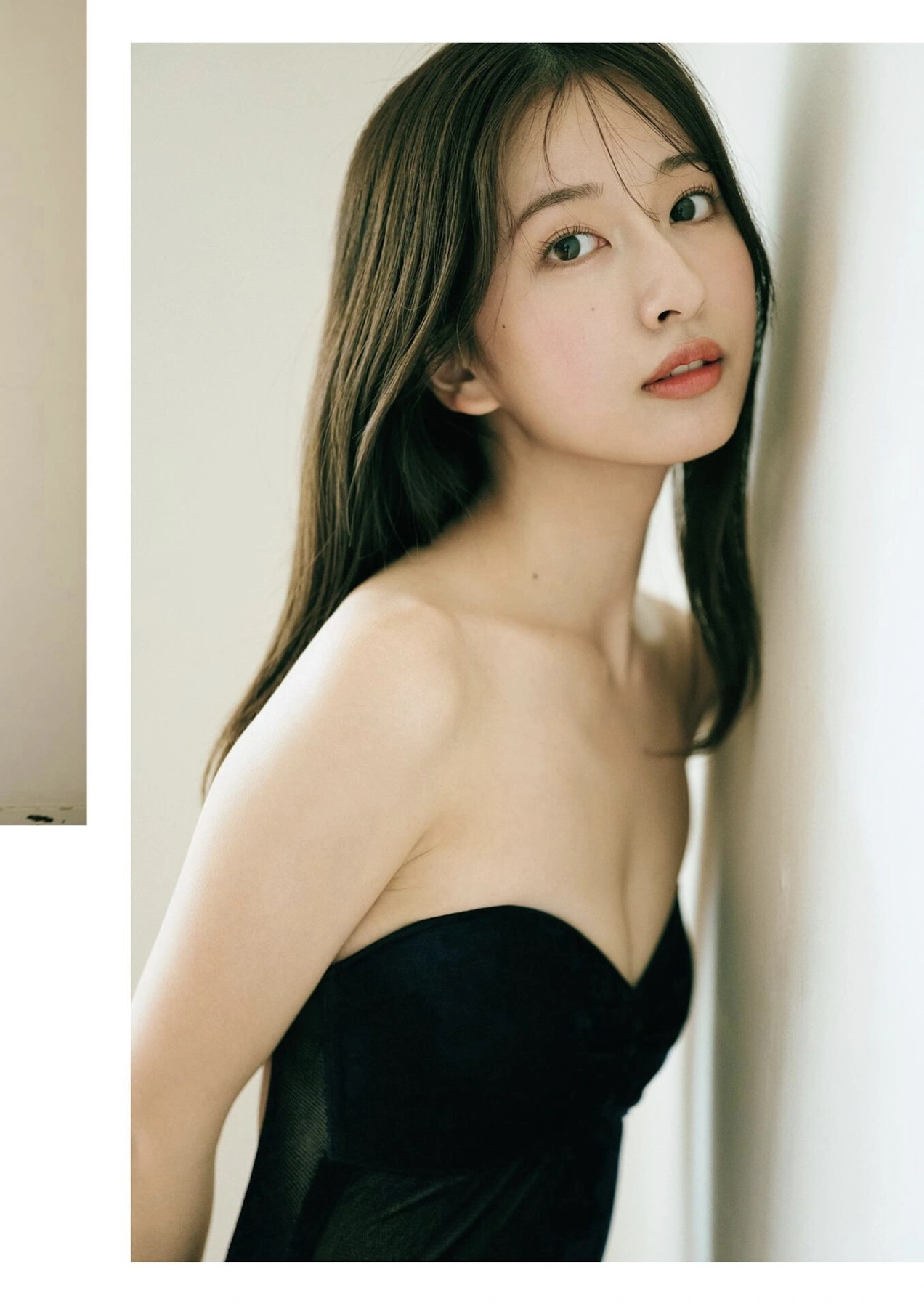 Rina Saito 斉藤里奈, PARADE Vol.2 2025秋号 ずっと見つめていいですか? 5枚目
