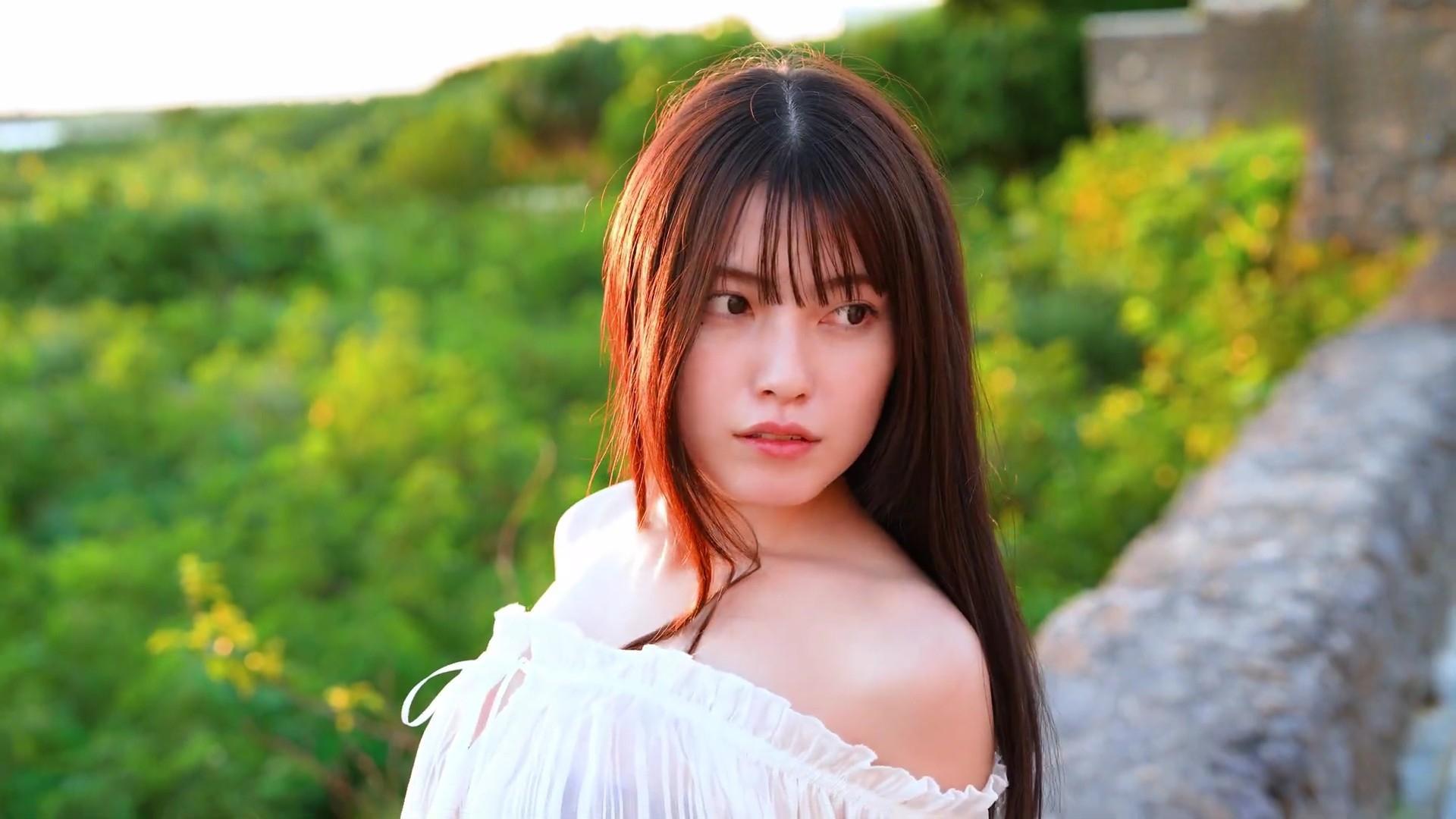 金丸紗希 主人公 水着画像 グラビア TikTokからグラビアアイドルへ 2 7枚目