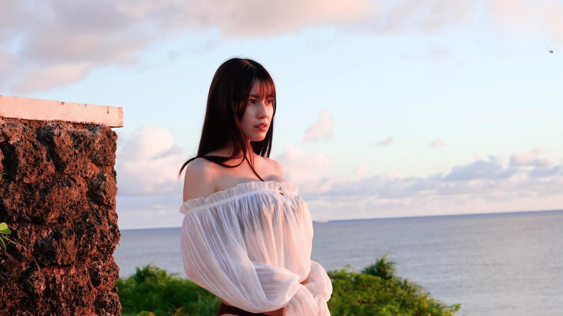 金丸紗希 主人公 水着画像 グラビア TikTokからグラビアアイドルへ 2 14枚目