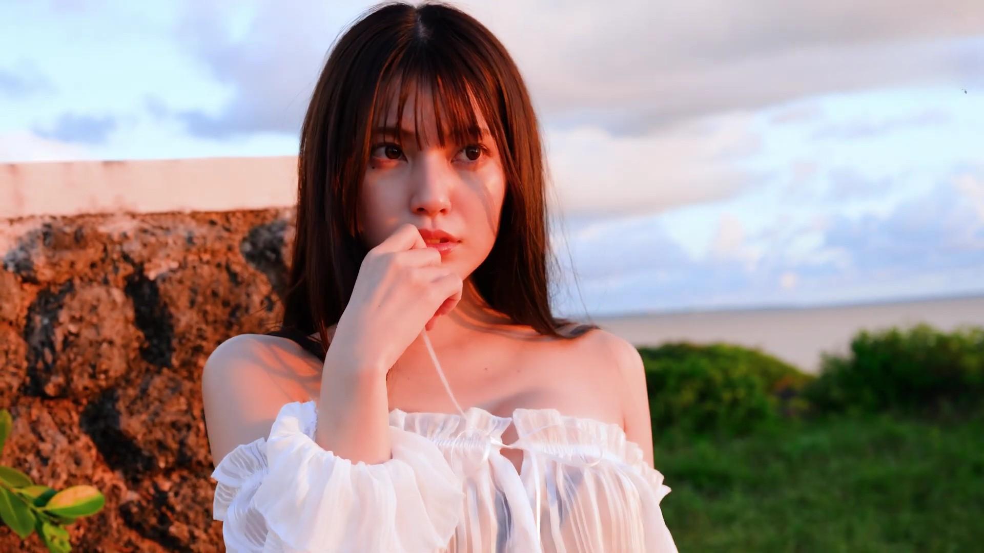 金丸紗希 主人公 水着画像 グラビア TikTokからグラビアアイドルへ 2 18枚目