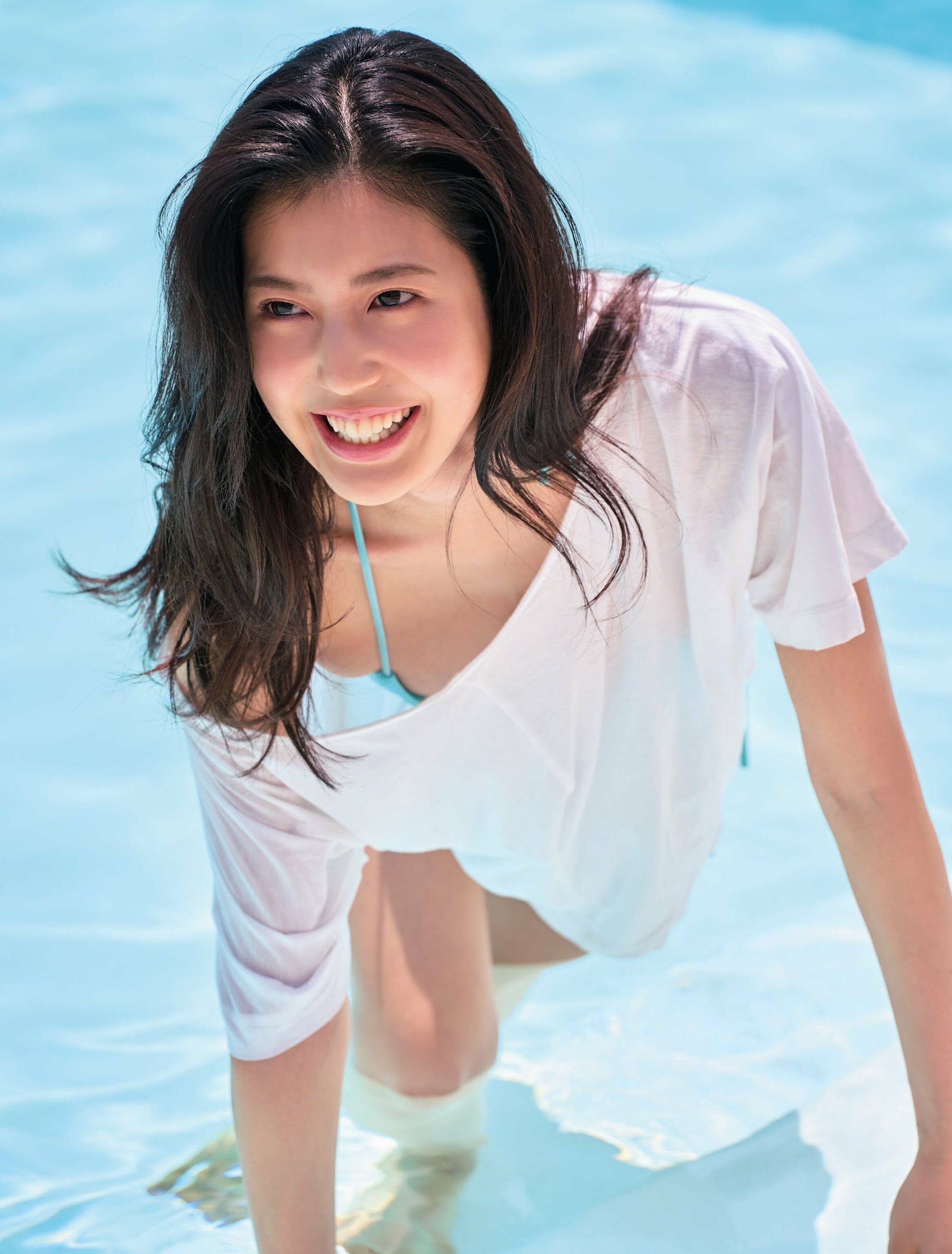 Flash 2024.09.03 No.1744 阿部なつき「比類なき存在」 4枚目