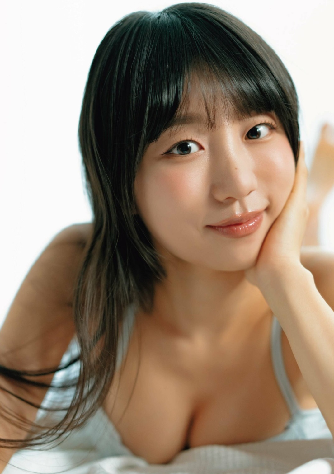Pyo Eunji(ピョ・ウンジ)グラビア水着画像. WeeklyPlayBoy 3枚目