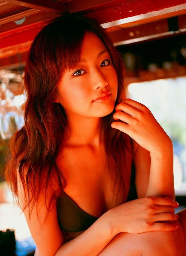 工藤里紗 ビキニ画像!若い頃の美スタイルがたまらない! 16枚目