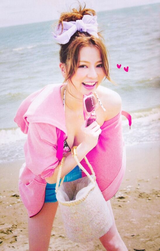 香里奈 ビキニ画像!若い頃の抜群スタイルがたまらない! 17枚目