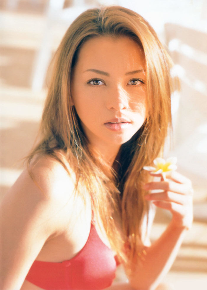香里奈 ビキニ画像!若い頃の抜群スタイルがたまらない! 28枚目