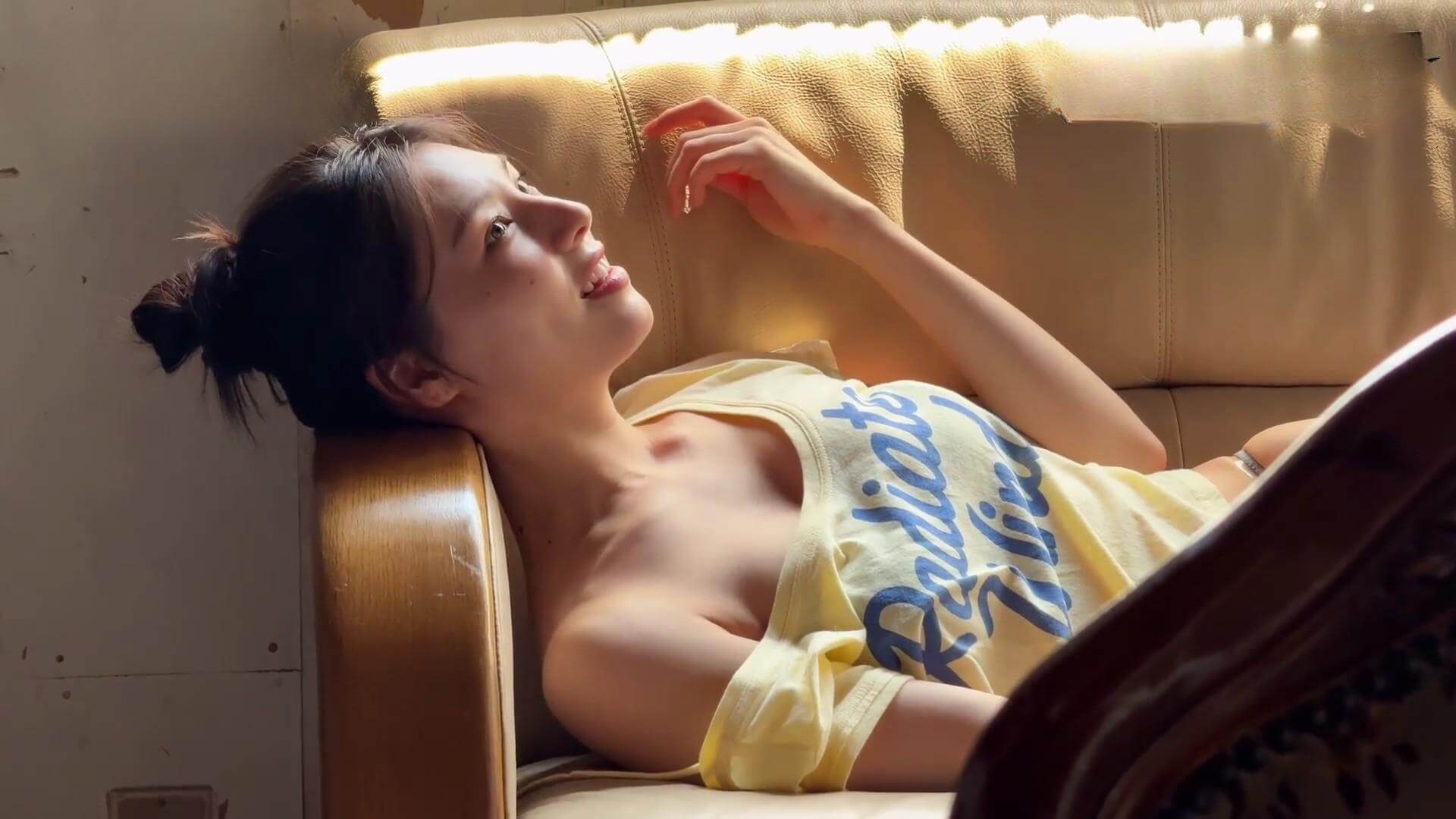 相楽伊織の進化した大人の魅力!水着グラビア&至高のボディライン 29枚目