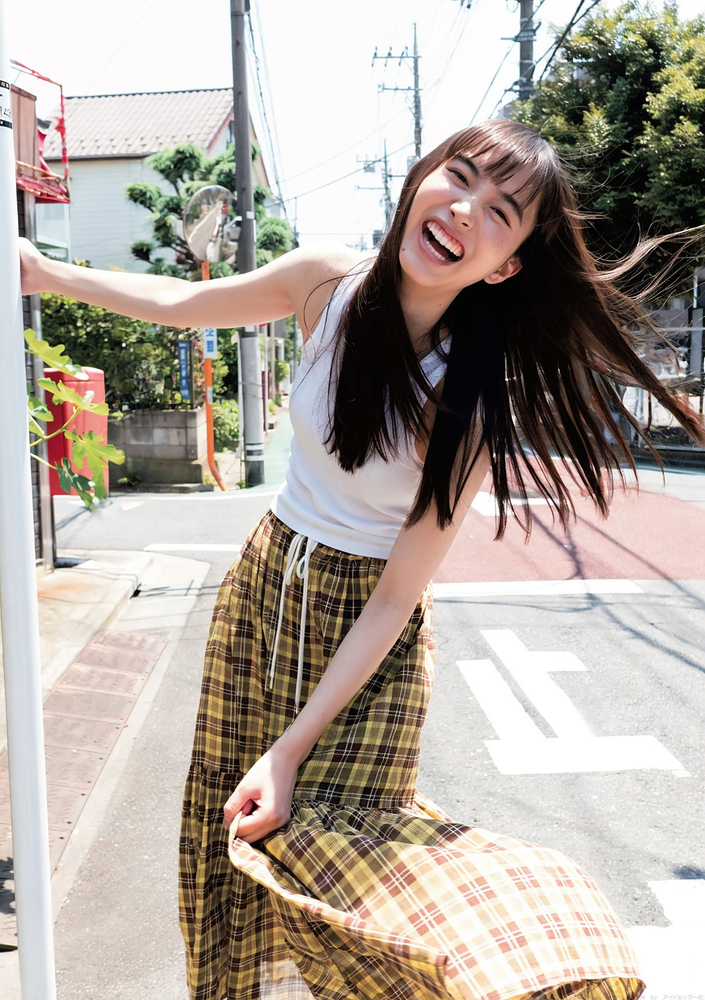 G 井桁弘恵 071-076e グラビア・水着画像 5枚目