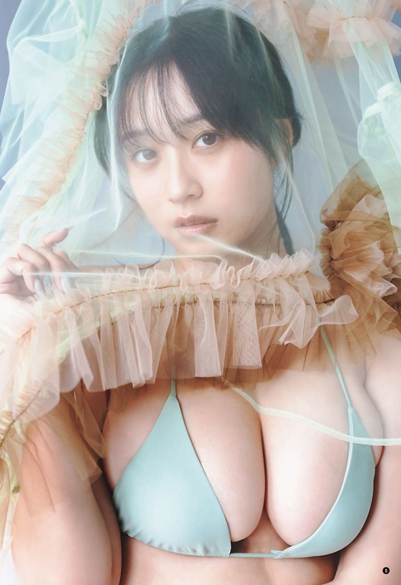 溝端葵(みぞばたあおい)グラビア水着画像 1枚目