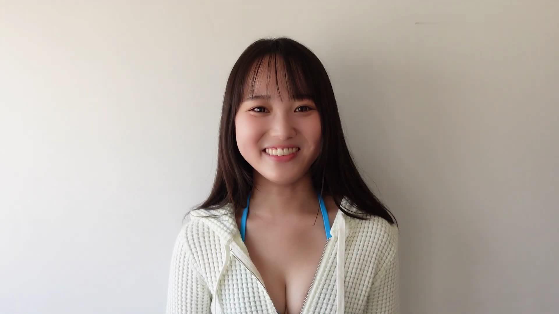 夏井ちひろ 水着グラビア再登場!少しだけ大人になった姿を披露 11枚目